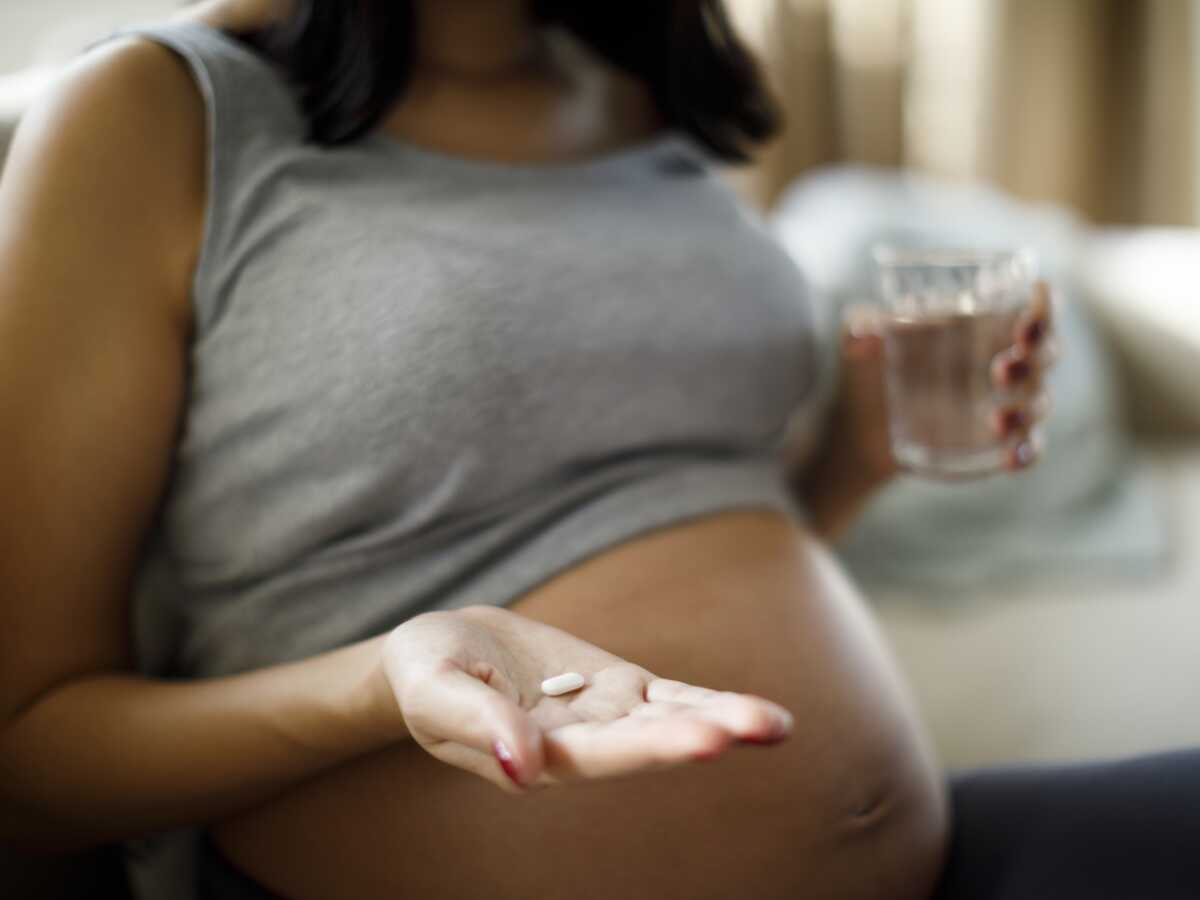 Pendant la grossesse, le paracétamol est lié à un risque plus élevé d'autisme et de trouble de l'attention